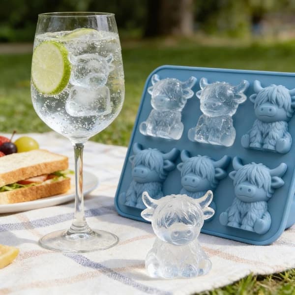 Rolig Tematisk Kreativ Boskapsisbitsform för Kaféer