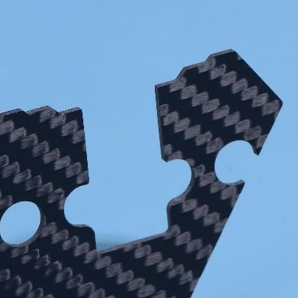 Støtsikker sandbeskyttelse for TT02-chassis styregruppesystem jevnt