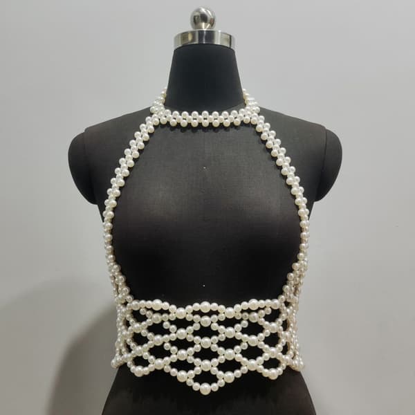 Statement kropssmykke med taljedrapering i mesh til festlige looks