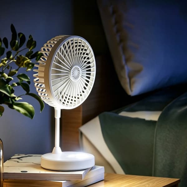 Lågbrusig sovsalfläkt med LED-ljus 4-hastighetsventilation för sovrum