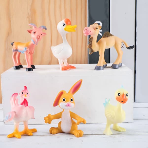 Getmodell Realistisk Tuppdjursfigur för samling och visning