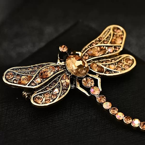 Dragonfly-brosch Legeringstillbehör Stilren finish Perfekt för vardagsbruk