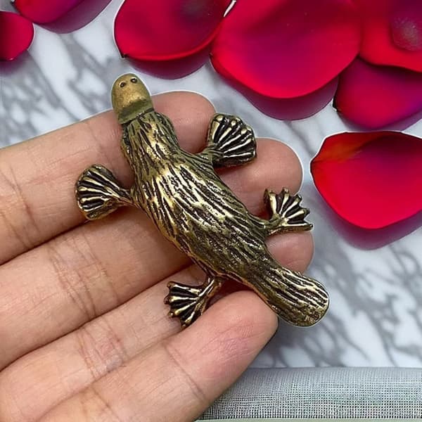 Miniatyrstatue av andenebb i messing, antikk samlefigur for hjemmestyling