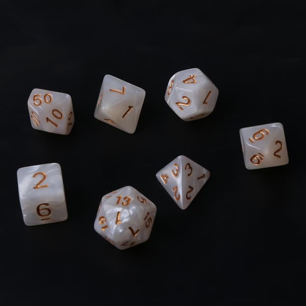 7x Svartsidet Terning D4 D6 D8 D10 D12 D20 RPG Poly Spillsett White