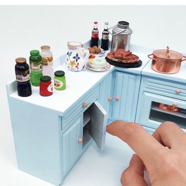 Miniatyr köksskåpsset med spis och diskho för 1:12 dockhus