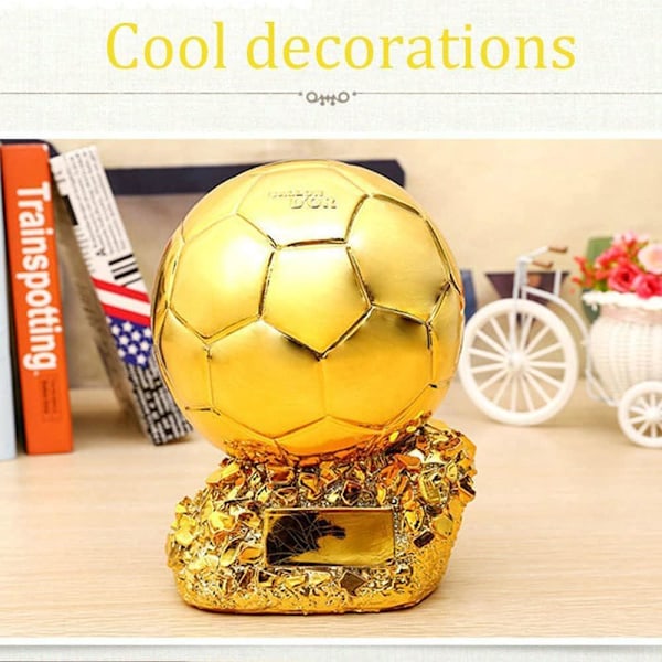 2022 Golden Ball Trophy Benzema Fotboll Final Målskytt Modell Harts Fotbollscup Samling Souvenir Fotbollsskor Form Trophy 15cm