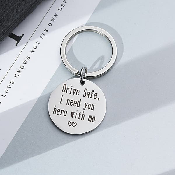 【DT】Nøglering til bilnøgle \"Drive safe\" rustfrit stål Sølv 28