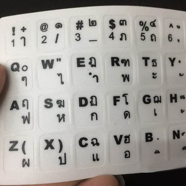 Thailändska Tangentbordsstickers 15,6 tum Slitstark PVC Frostad Textur Hållbara Datortangentbordsöverdrag för Thailändsk Laptop Thailändska Svarta Bokstäver på Vit