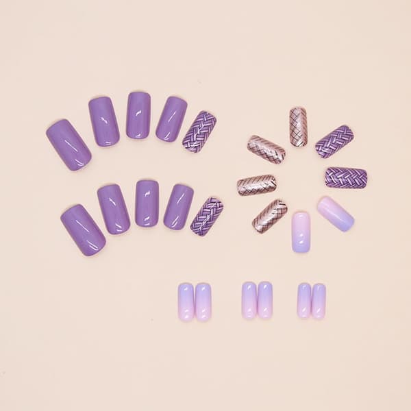 【DT】24 st Purple Press-on Naglar Medium Square