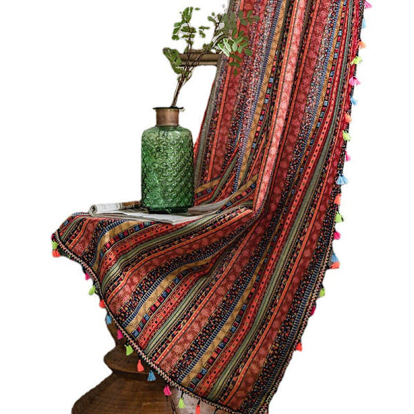 Bohemsk etnisk stil bomull og lin trykk lydtett skyggelegging skillevegg gardin karnappvindu stoff Rod-red bronzing striped color broom 150*220(480g)