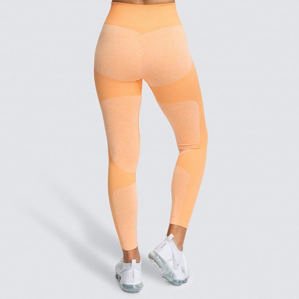 Europeiska och amerikanska sömlösa höftlyftande fukttransporterande yogabyxor Sportkläder Fitness Hip-showing tights för kvinnor 9154AB pants-yellowish brown L