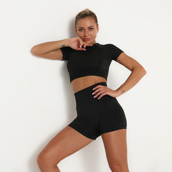 Saumattomat neulotut urheilushortsit lyhythihaiset shortsit joogavaatteet kuntoilupuku seksikkäät treenivaatteet naisille 9149 short sleeve-wine red M