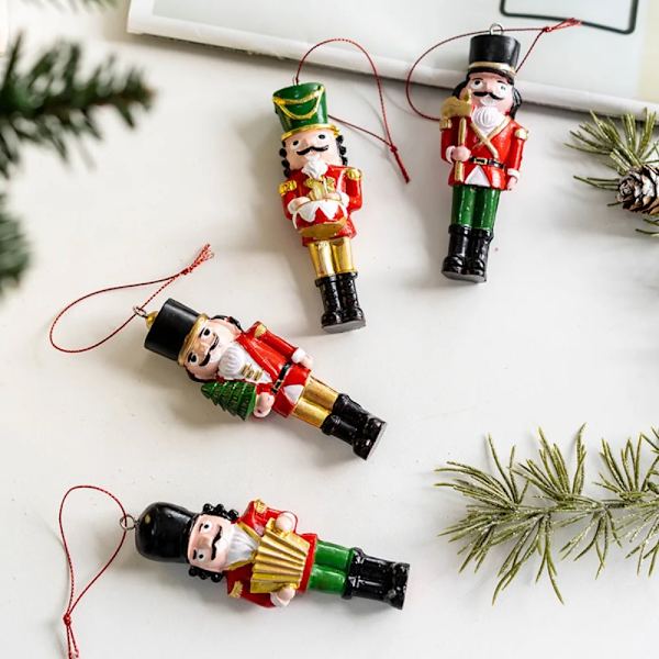 1 st Julnötknäppare Hängen Harts Docka Hängande Ornament Julgran Nötknäppare Soldat för Julfestdekorationer GJ60-C