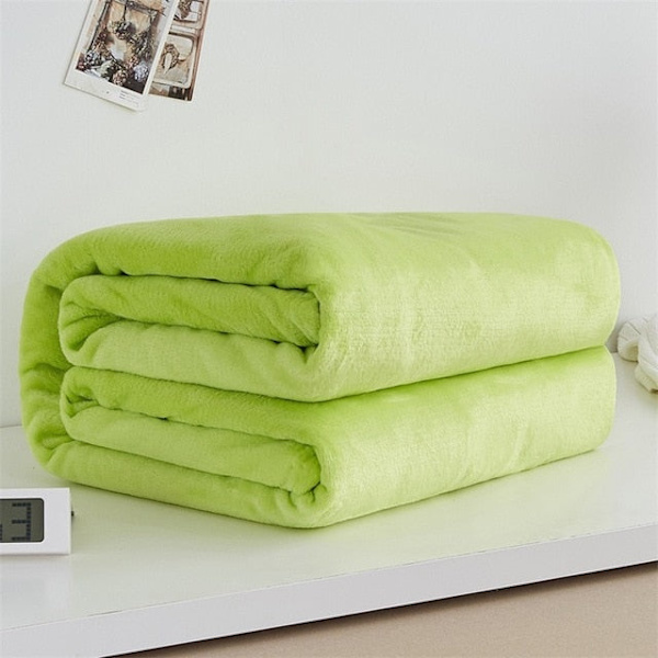 Mjuka Varma Korallfleece Filtar för Sängar Fuskpäls Mink Pläd Enfärgad Sofföverdrag Sängöverkast Vinter Plädfiltar Camel 70x100cm 28x39inch