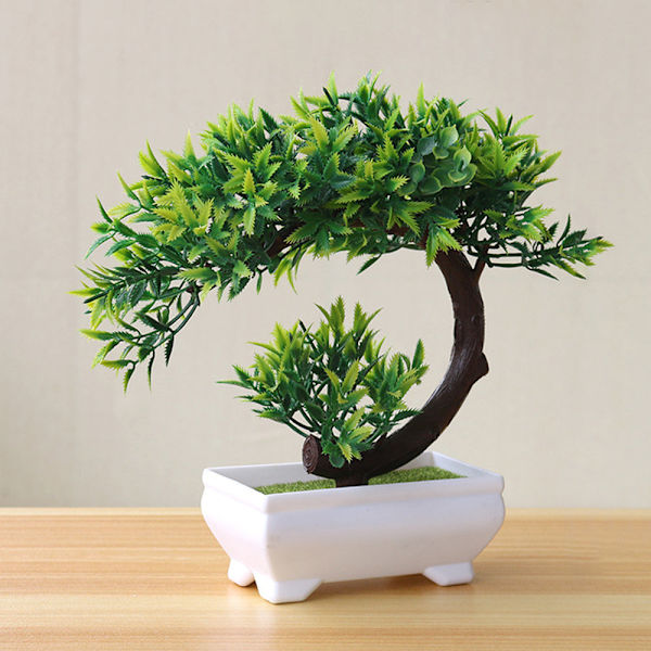 Uudet keinotekoiset kasvit Mänty Bonsai Pieni puu Ruukkukasvit Tekokukat Ruukku koristeet kodin sisustukseen Hotellin puutarhakoriste U