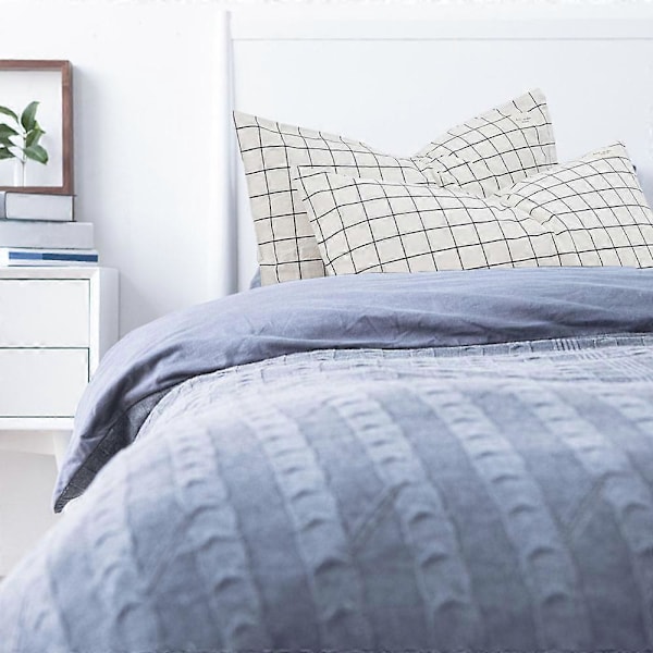 Rutete putetrekk i ren bomull, med et koordinert design for en harmonisk stil.