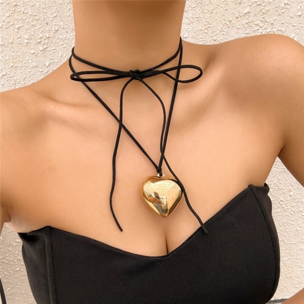 Goth Svart Fløyel Stort Hjerte Anheng Choker Halskjede for Kvinner Elegant Vev Knute Sløyfe Justerbart Kjede Nyttårs Smykker Silver Choker