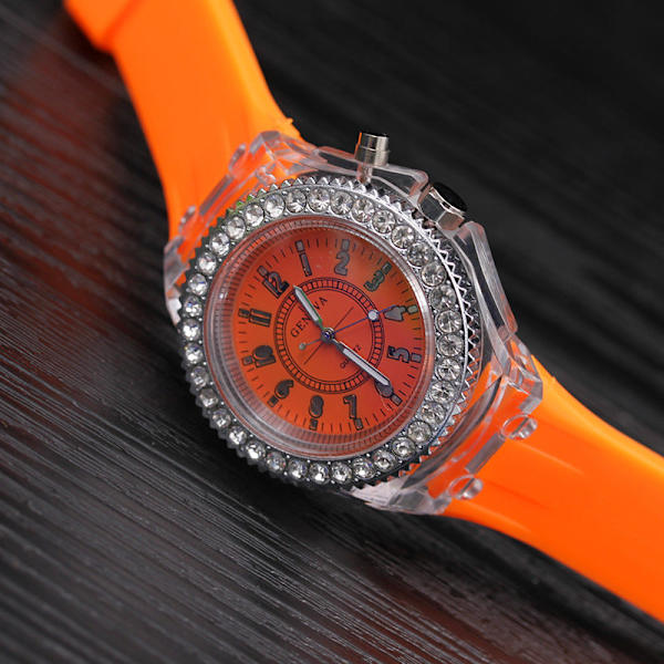 Lysende Ur Lysende Studenterur Ur Orange