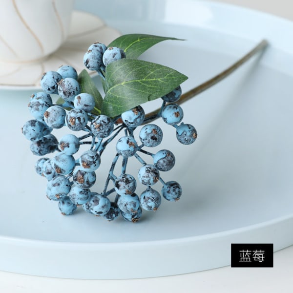 Små Fruktklasar av Fu Lu Guo Hill Frukt Dekorativa Blomsterarrangemang Tillbehör Jul Små Bär Purple