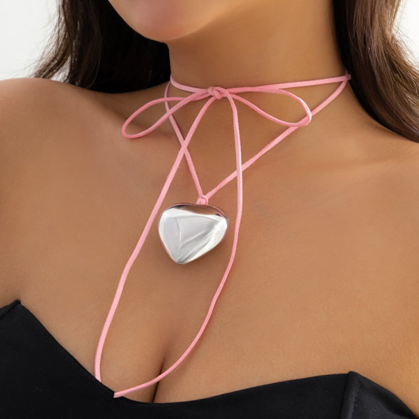 Goth Svart Fløyel Stort Hjerte Anheng Choker Halskjede for Kvinner Elegant Vev Knute Sløyfe Justerbart Kjede Nyttårs Smykker Waxy Thread Silver