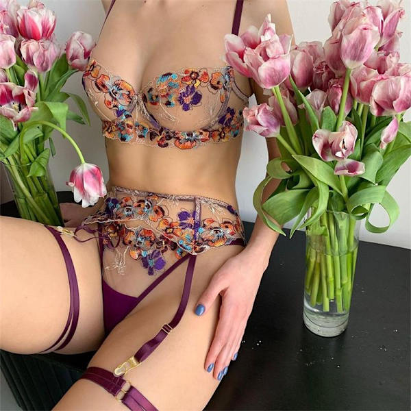 Aduloty Utsökt Broderade Blommor Sexiga Erotiska Underkläder Perspektiv Transparent BH Samla Frestelse Kvinnor Underkläder Fem Delar Khaki M