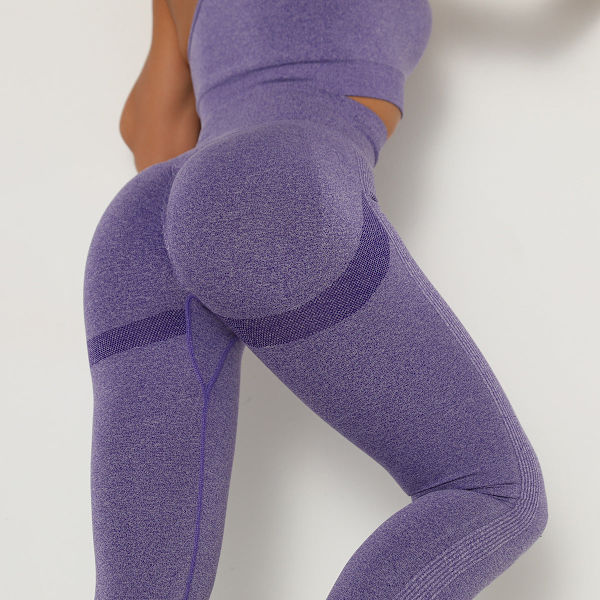 Fersken Europeiske og Amerikanske Sømløse Yogabukser Hofte Pustende Yogaklær Stram Høy Midje Sport Treningsbukser Dame 6205 trousers-khaki L