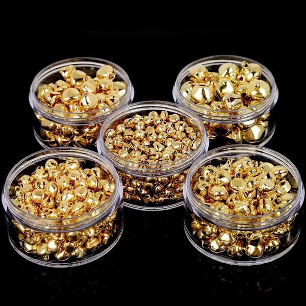 50-300 st Guld Bjällror Järnhängen Hängande Julgransprydnader Juldekorationer Fest DIY Hantverkstillbehör 10mm 100Pcs