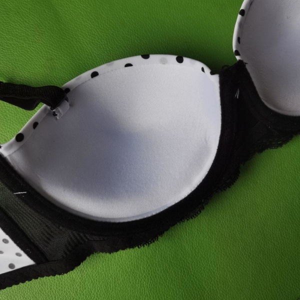 Spetsjusterade axelband BH Kvinnor Vadderad Underkläder Push Up BH Bygel BH B C Kupa Black 34B