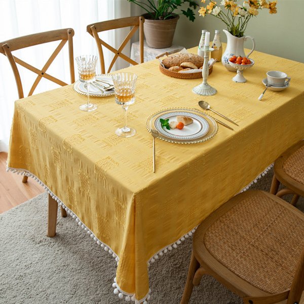 Bordduk Fransk Romantisk Bomull Lin Klippet Hvit Pelsball Rektangulær Bordduk Yellow cut flower white ball 140X220CM