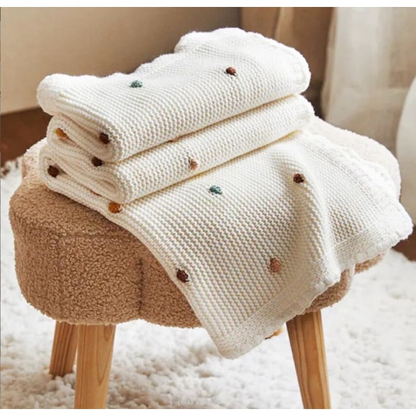 100*70cm Baby Stickad Soffa Sängfiltar Nordic Pompom Mjuk Tapestry Nyfödd Baby Swaddle Wrap Spjälsäng Barnvagnsfilt Beige 100cm