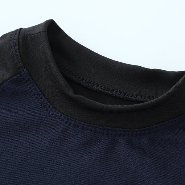 Baddräkt 2023 Nya Mellanstora och Stora Barns Professionella Solskydd Träning Varm Källa Enkla Pojkars Badbyxor Badkläder Classic blue and black XL