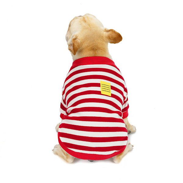 Bulldog-lemmikkivaatteet syksyyn ja talveen raidallisella kuviolla Red M