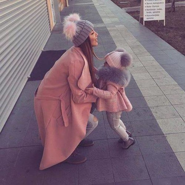 Syksyn ja talven tuplaturkispallo vanhempi-lapsi neulottu pipo luova lämmin miesten ja naisten villapipo Pink Average size