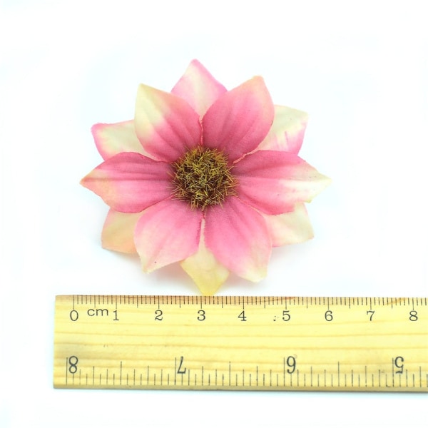 30ST 6cm Gerbera konstgjord blomma Hem Festdekoration Scrapbooking Tillbehör Krans Gör-det-själv-huvud Billigt hantverk Falska blommor Milk white