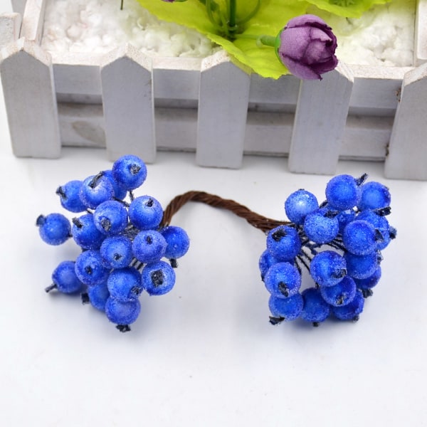 40 st Mini Konstgjord Blomma Frukt Skum Bär Juldekoration Bukett För Bröllop Heminredning DIY Scrapbooking Bacca Krans A8