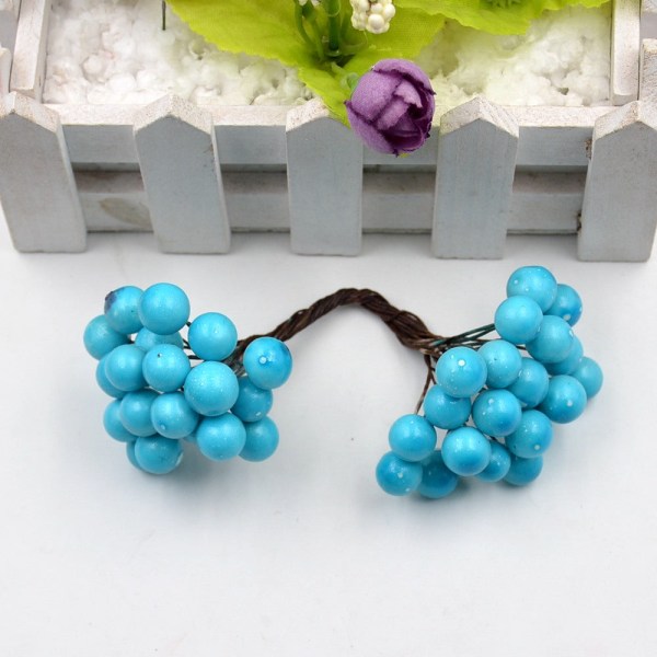 40 st Mini Konstgjord Blomma Frukt Skum Bär Juldekoration Bukett För Bröllop Heminredning DIY Scrapbooking Bacca Krans B13