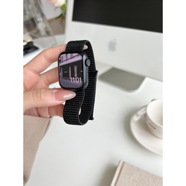 Kellon ranneke Apple Watch iWatch 1/2/3 sukupolvelle 42mm/44/45/46/49mm universaali musta soturi