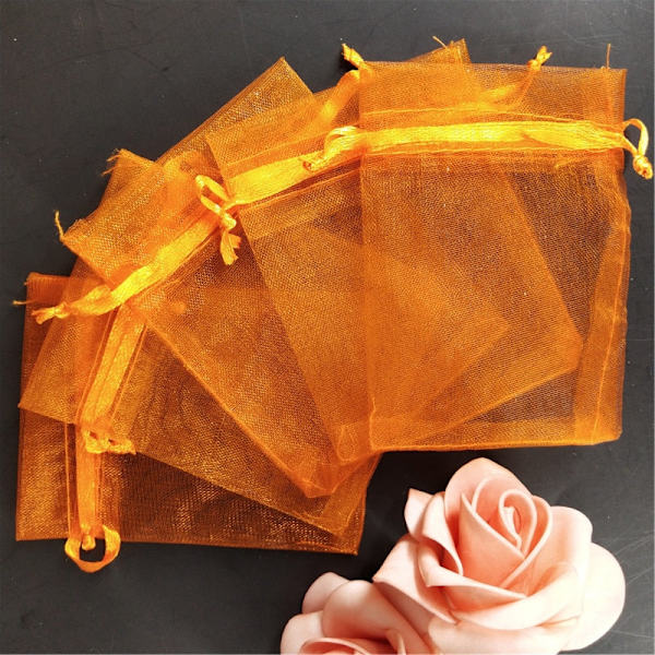 25/50 st/lot Vita Organzapåsar med Dragsko &amp; Små Påsar Smyckespaket Väskor Jul Bröllop Förpackning Presentpåsar 5z Orange 13x18 cm