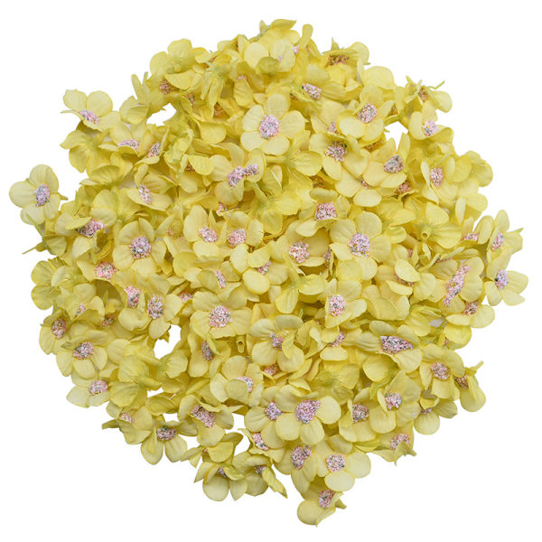 50 st 2 cm Flerfärgade Tusensköna Blomhuvuden Mini Konstgjorda Sidenblommor för Krans Scrapbooking Hem Bröllopsdekoration F08