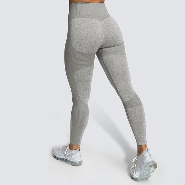 Europeiska och amerikanska sömlösa höftlyftande fukttransporterande yogabyxor sportkläder fitnessbyxor höftvisande tights för kvinnor 9154AB pants-dark green S