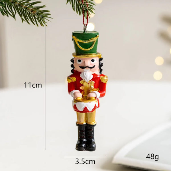 1 st Julnötknäppare Hängen Harts Docka Hängande Ornament Julgran Nötknäppare Soldat för Julfestdekorationer GJ60-C