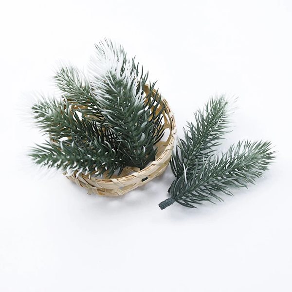 100 stk. kunstige planter Plastik fyrrenåle snefnug Julekrans materiale Bryllup Dekorative blomsterkranse Boligindretning 2