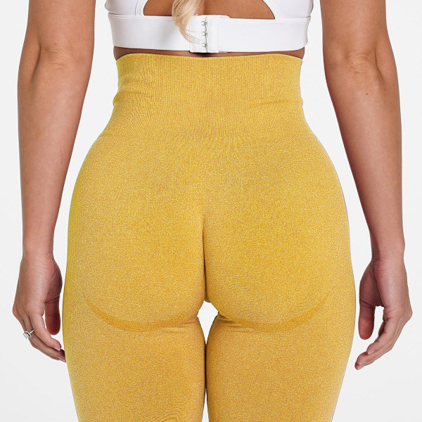 Sommar Europeisk och Amerikansk Mode Sport Fitness Yoga Byxor Sömlösa Tights Shorts för Kvinnor 9165 shorts-light bean paste red L
