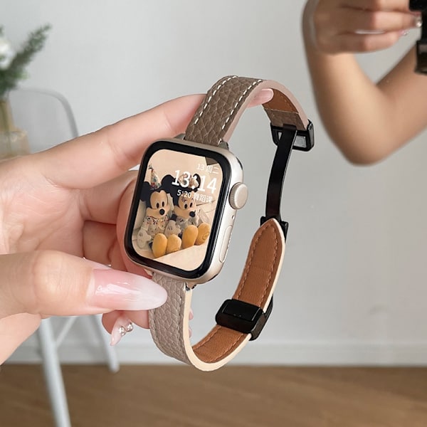 Kellon ranneke Apple Watch iWatch SE2/6/5/4 40mm:lle, nahkajäljitelmä magneettisoljella - Poltettu ruskea ja maitomainen aprikoosi