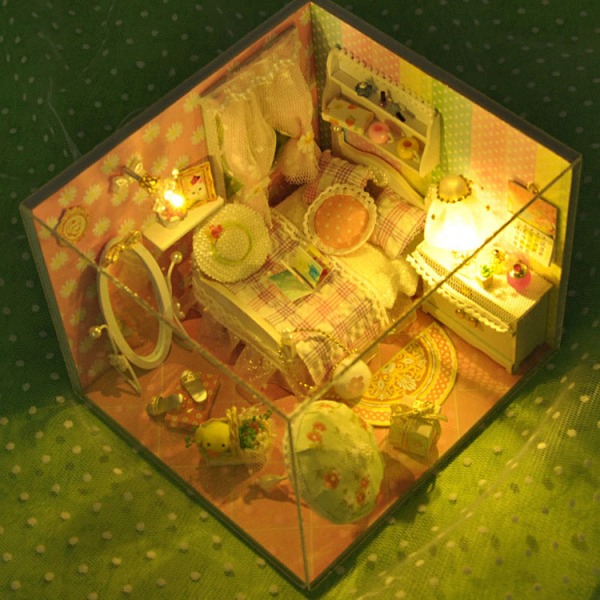 Dukkehus Miniatyr med Møbler Håndlaget Tre Samlet Jul Kreativ Bursdagsgave TW12 English