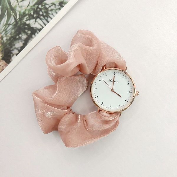 Kreativ Modeband Digital Klocka Dam Fe Elegant Personlighet Damklocka Student Beige