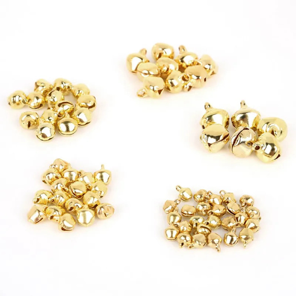 50-300 st Guld Bjällror Järnhängen Hängande Julgransprydnader Juldekorationer Fest DIY Hantverkstillbehör 10mm 100Pcs
