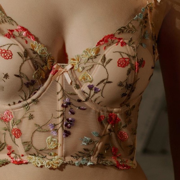 Fransk Vår Blommig Broderi Underkläder Topp Romantisk Tunn Kupa med Vaddering Bralette Kvinnor Sexig Push Up Underkläder Söt Spets BH Beige M