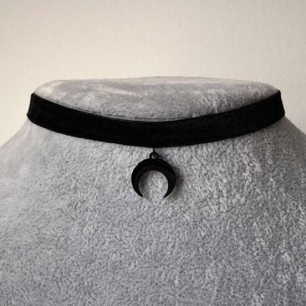 Sort Halvmåne Choker Halskæde Gotisk Grunge Sort Fløjl Smykker Smuk Kvinde Vedhæng Gave Gotisk Statement Goth Ny Cobalt violet