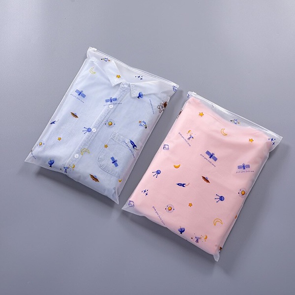 10 st 0,18 mm Daisy Matta/Frostade Plastförpackningspåsar med Dragkedja, T-shirt Badkläder Zip Lock Klädpåsar 25X30CM Daisy